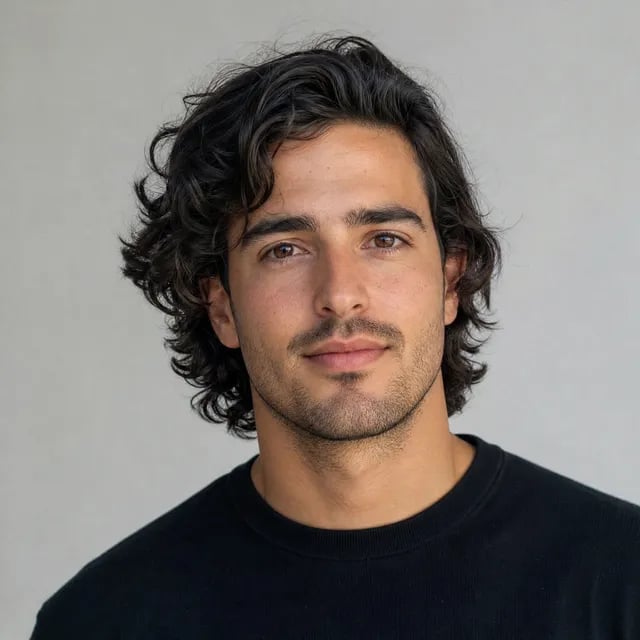 Male portrait used to simulate a haircut before generating